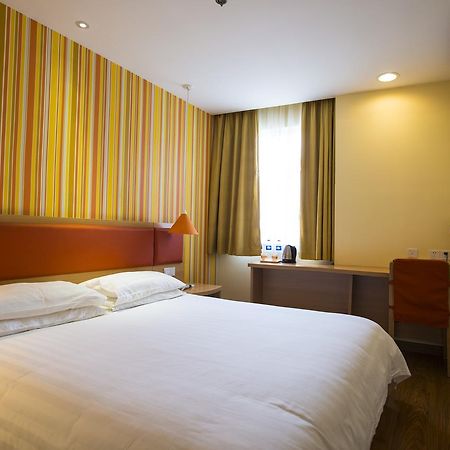 Home Inn Chengdu Kuanzhai Alley New City Square Εξωτερικό φωτογραφία