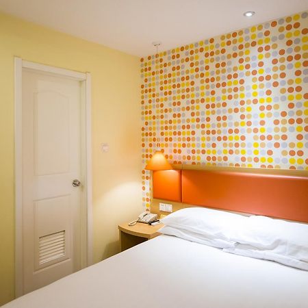 Home Inn Chengdu Kuanzhai Alley New City Square Εξωτερικό φωτογραφία