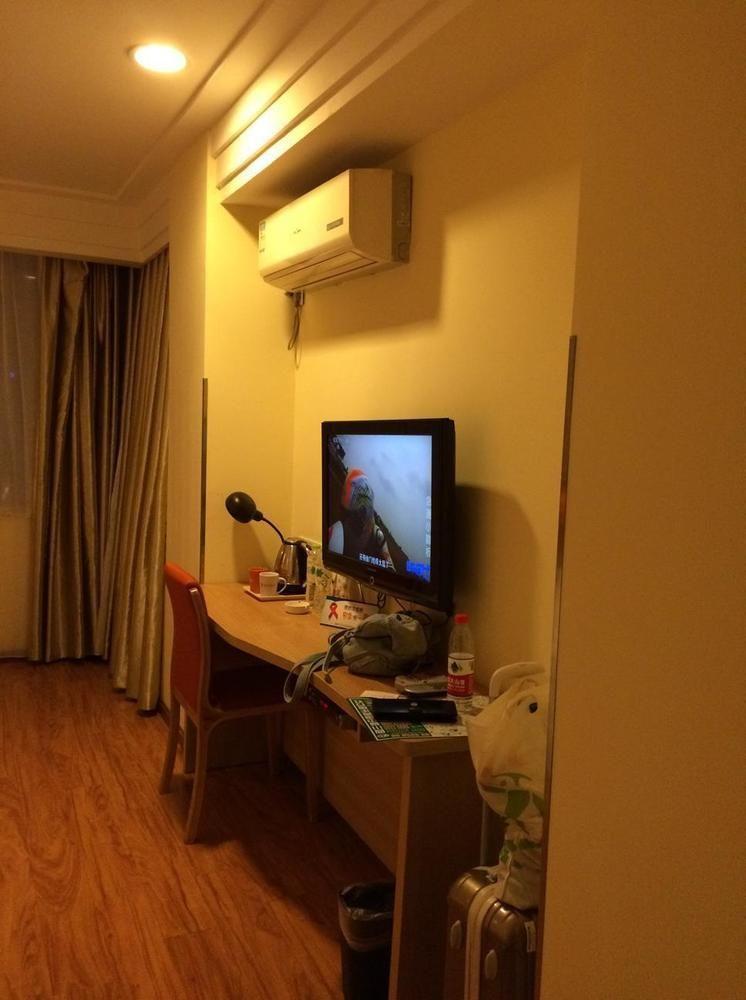 Home Inn Chengdu Kuanzhai Alley New City Square Εξωτερικό φωτογραφία