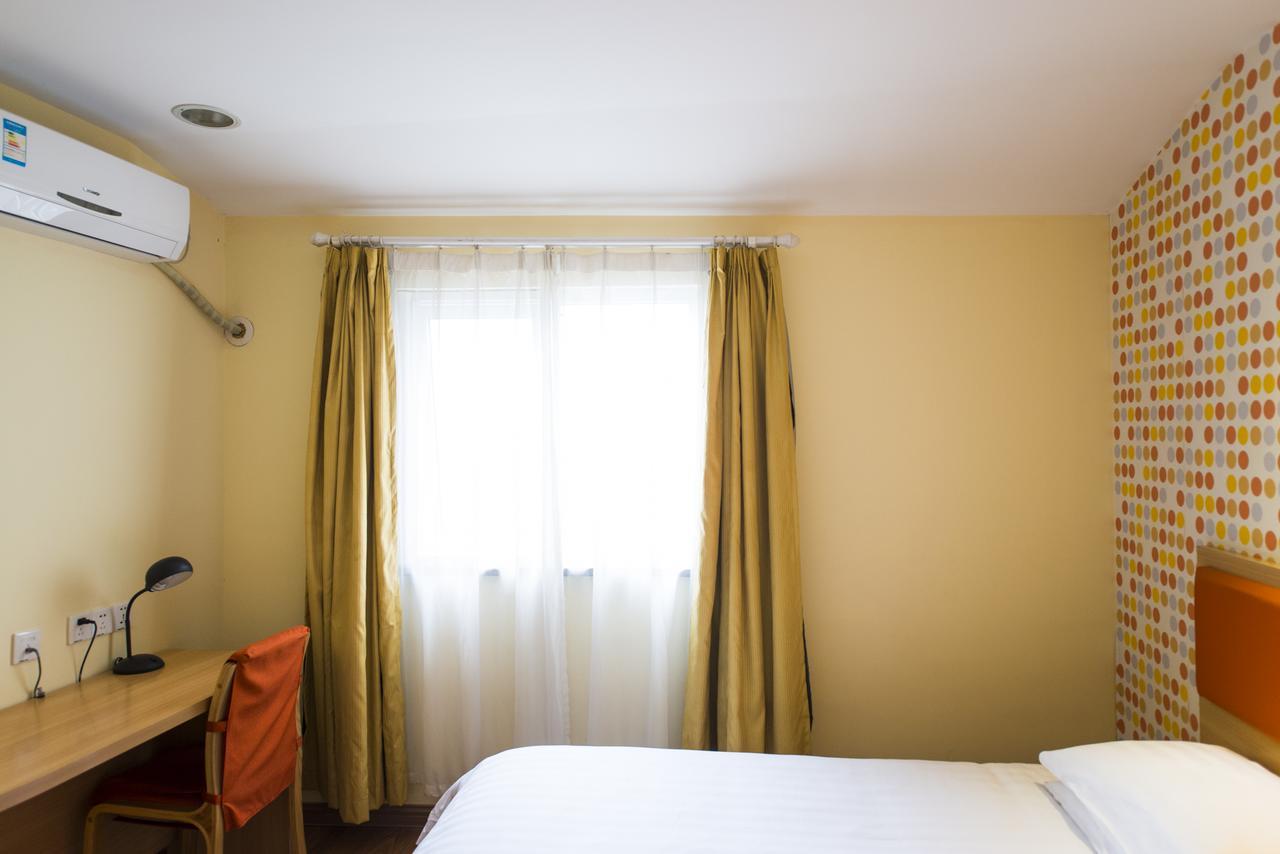 Home Inn Chengdu Kuanzhai Alley New City Square Εξωτερικό φωτογραφία