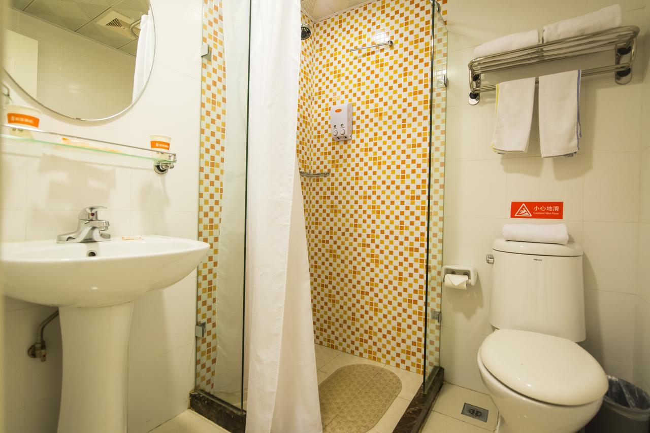 Home Inn Chengdu Kuanzhai Alley New City Square Εξωτερικό φωτογραφία